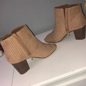 Brown Old Navy Heels